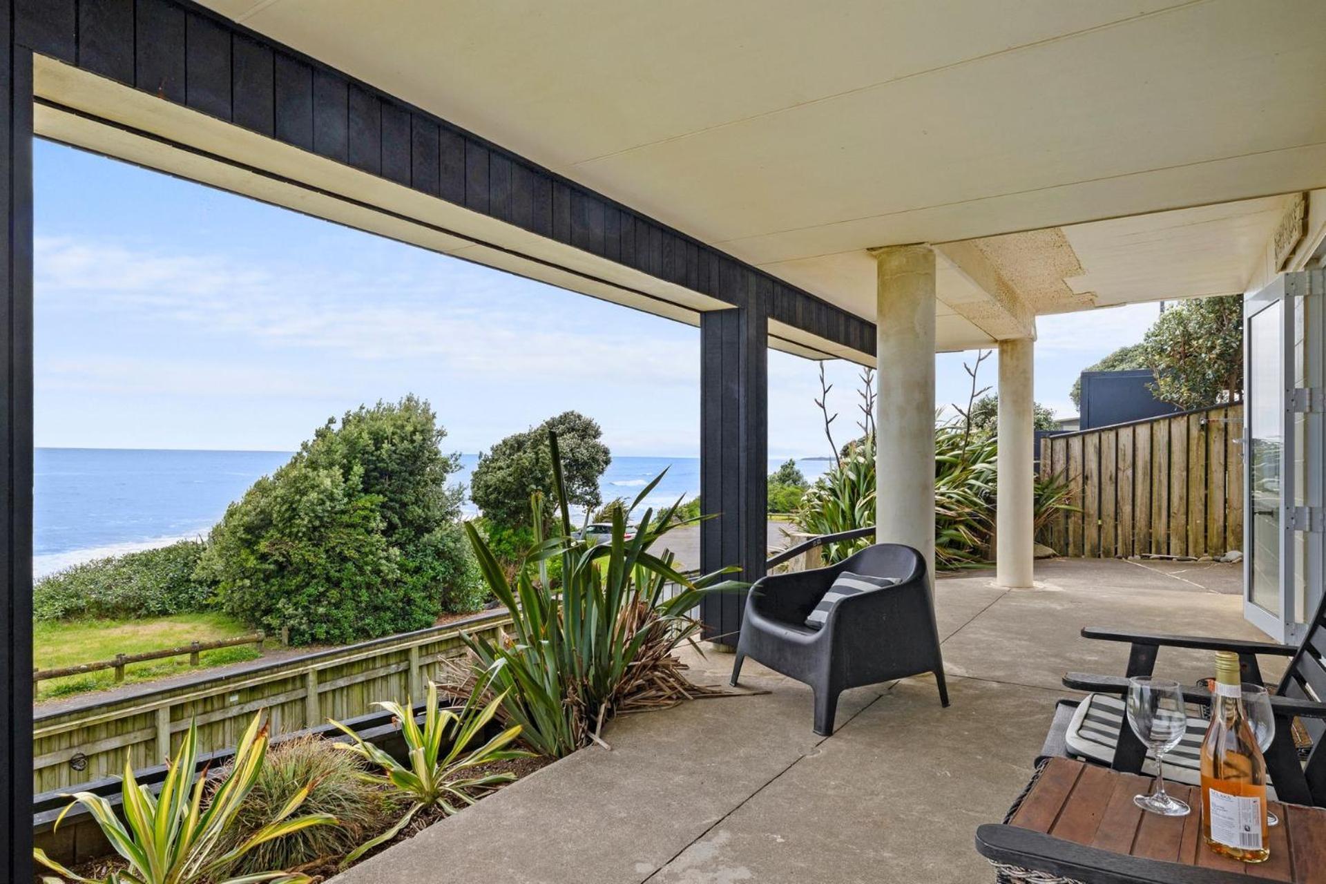 Wow On Wanaka Bay Leilighet New Plymouth Eksteriør bilde
